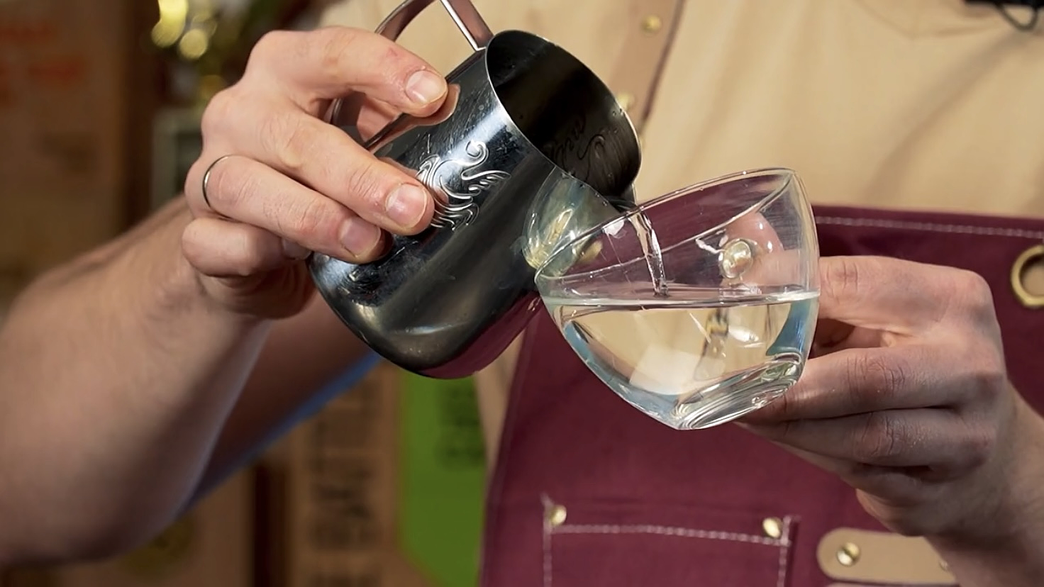 Mastering the Art of Pouring in Latte Art