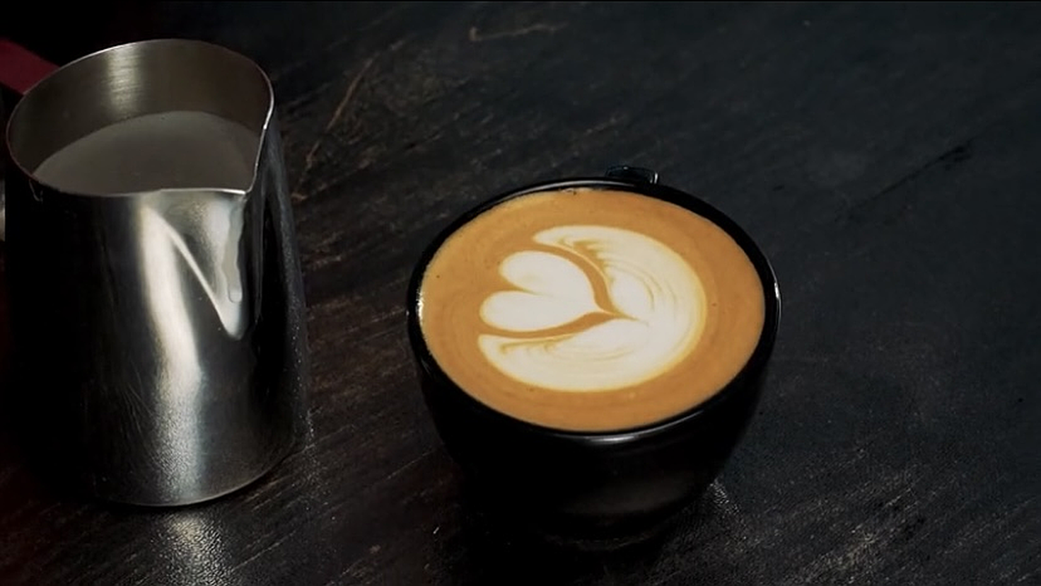How to Create a Tulip Design in Latte Art